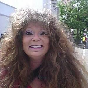 Meet your Posher, Brenda